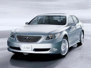 Lexus LS460 2006 года (JP)